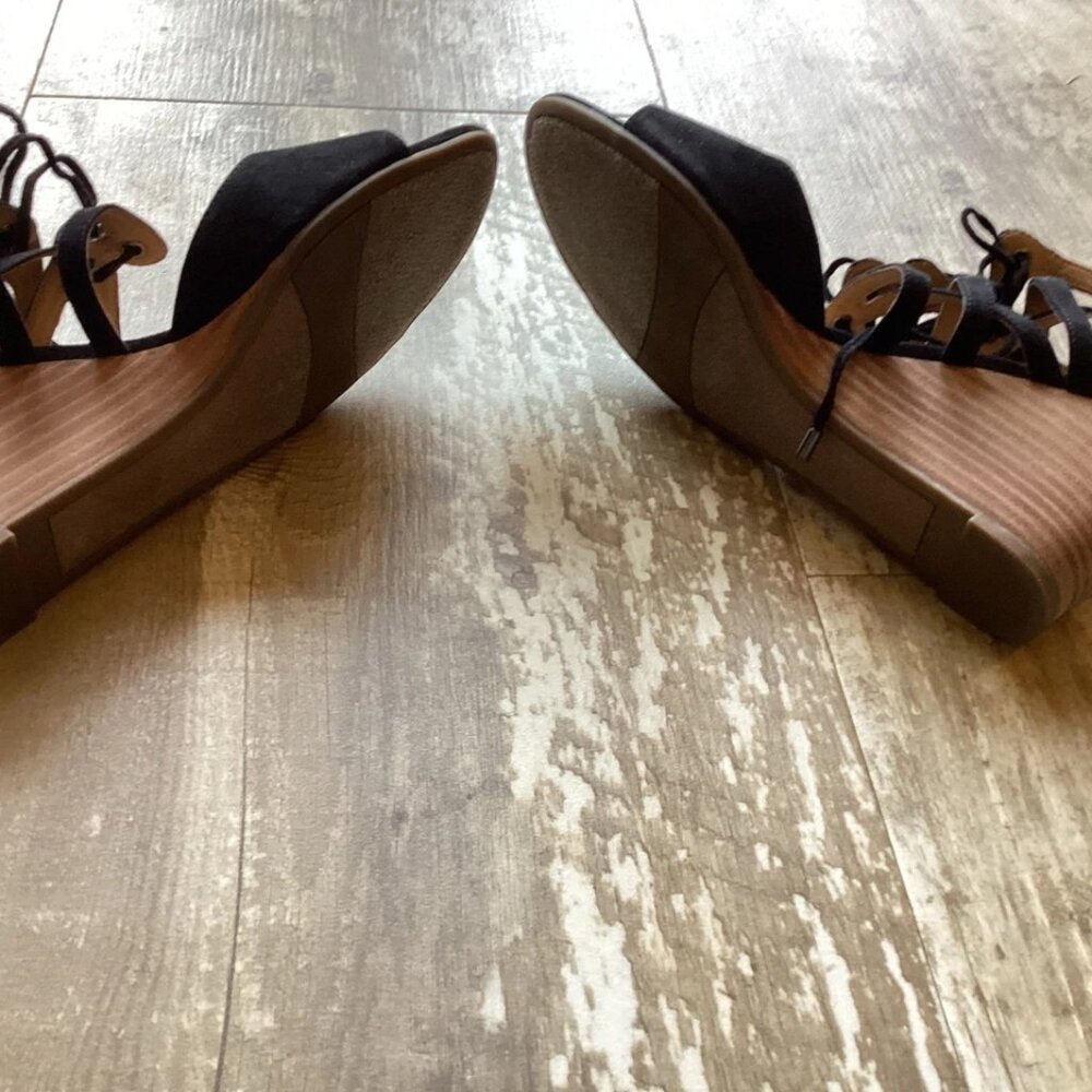 FRANCO SARTO Mollie Vegan Leather Black Wedge Sandals Women's 11 - Picture 7 of 8